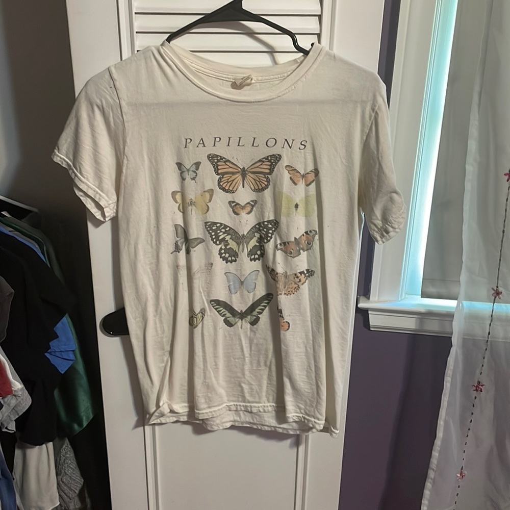 Urban Outfitters Papillons Butterfly Graphic Tee